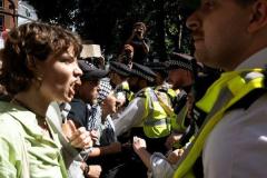 英警察、「パレスチナ・アクション」の支持者、20人以上を逮捕のイメージ画像