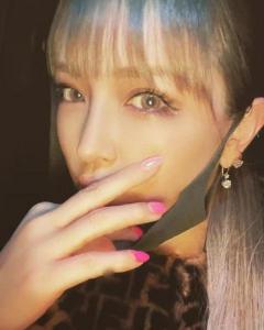 浜崎あゆみ 思いつきの新髪型に批判殺到 せっかちじゃなくてワガママ 芸能ニュース掲示板 86レス 爆サイ Com北部九州版