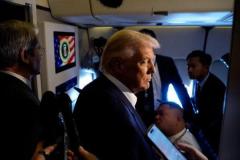 トランプ大統領の支持率は37％、過去最低水準に落ち込む