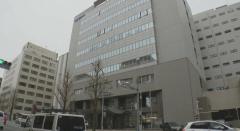 大博通りでひき逃げか 原付バイクに衝突しそのまま逃走 白色のバンタイプの軽乗用車