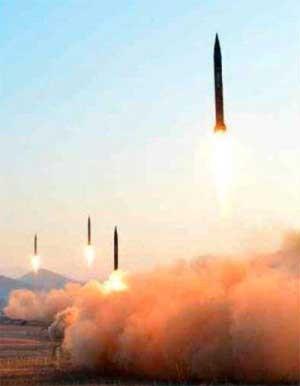 北朝鮮弾道ミサイル「西日本の米軍基地」標的か？