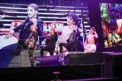【オフィシャルレポ】ゴールデンボンバー、新曲初披露や熱湯風呂で20周年をお祝い