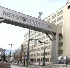 警察官と住職が女子高校生への不同意性交等疑いで逮捕 アプリなどで知り合いレンタルルームで犯行か 青森県のイメージ画像