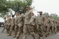 トランプ氏の軍事パレード、「精彩を欠いた」との声が上がるのイメージ画像