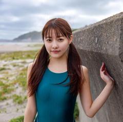 抜群のスタイルと無邪気な笑顔…“今日好き”で話題の美女が躍動