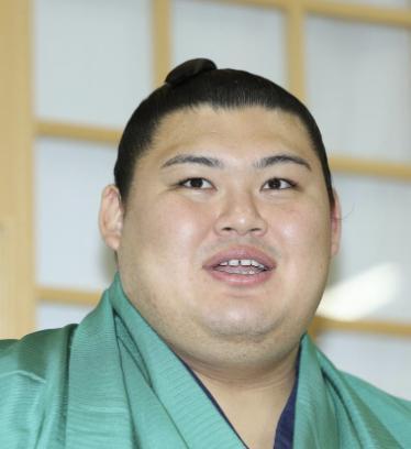 大の里、横綱昇進で待遇も激変…月給は大関の250万円から300万円 付け人３人から10人に