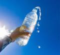 “水原性じんましん”など、水を含む4..