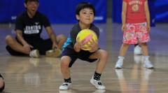 ドッジボールの元日本代表 岐阜の小学生に競技のコツを伝授のイメージ画像