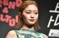 「御上先生」生徒役2人がディズニーへ プラベ交流ショットに「美脚」「2人ともスタイル抜群」の声