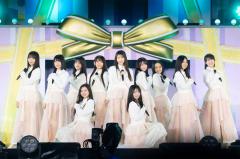 乃木坂46・6期生、初のバスラで感極まる “誕生日当日”鈴木佑捺はサプライズ祝福に涙【13thバスラ】のイメージ画像