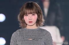 SAY MY NAME本田仁美（HITOMI）「関コレ」トップバッターで登場 カーリーボブ姿お披露目【関コレ2025S/S】