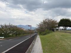 運動公園の隣の散歩道のイメージ画像
