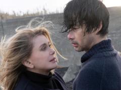 仏女優カトリーヌ・ドヌーヴ＆竹野内豊ら出演「SPIRIT WORLD」全国公開決定 迷える大人たちの希望と再生描く