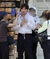 成宮寛貴「ポーカー報道」田中圭の“代役”初日に見せたムキムキワイルド姿！ ブランク感じさせぬ演技で高まる『相棒』復帰の可能性