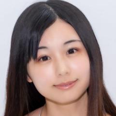 くりえみ、自慢のEカップがこぼれそうな魅惑カットに「最高にカワイイ」「お美しい」「ステキ」「結婚したい」