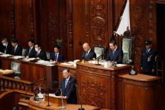 日本与野党税制改革を巡る攻防 野党は消費税削減を求め、自民党は国債の深刻な影響を懸念のイメージ画像