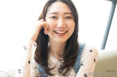 「バチェラー6」参加美女、圧巻の脚線美披露 膝上ミニ丈ワンピ姿に反響「脚長い」「なりたい」