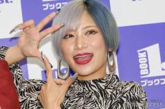 ぱーてぃーちゃん信子、幼少期ショット公開に「可愛すぎる」「面影がある」の声