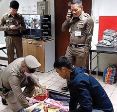 ドンムアン空港でインド人の男2人を逮捕、大麻22kgを国外へ持ち出し未遂