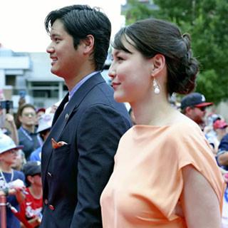 大谷翔平【MLB】レッドカーペットのファッション対決の評価は!?真美子夫人は絶賛も…大谷には辛口評価!?