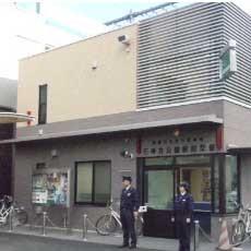 逃げても無言でついてくる 少女に並走する不審者 練馬