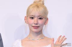 LE SSERAFIM・SAKURA、赤髪イメチェンに絶賛相次ぐ「似合いすぎてる」「女神」のイメージ画像