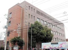 社内更衣室で同僚を盗撮、ペン型カメラで 容疑で男逮捕のイメージ画像