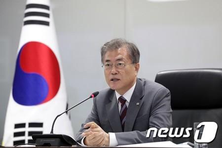 韓国 文大統領 ﾁｮ･ｸﾞｸ氏の法相任命を強行 午後2時任命状授与