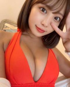 葵成美、真っ赤なビキニでたわわな豊満バスト披露にファン大絶賛