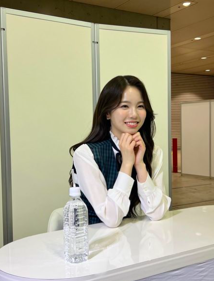 NiziU