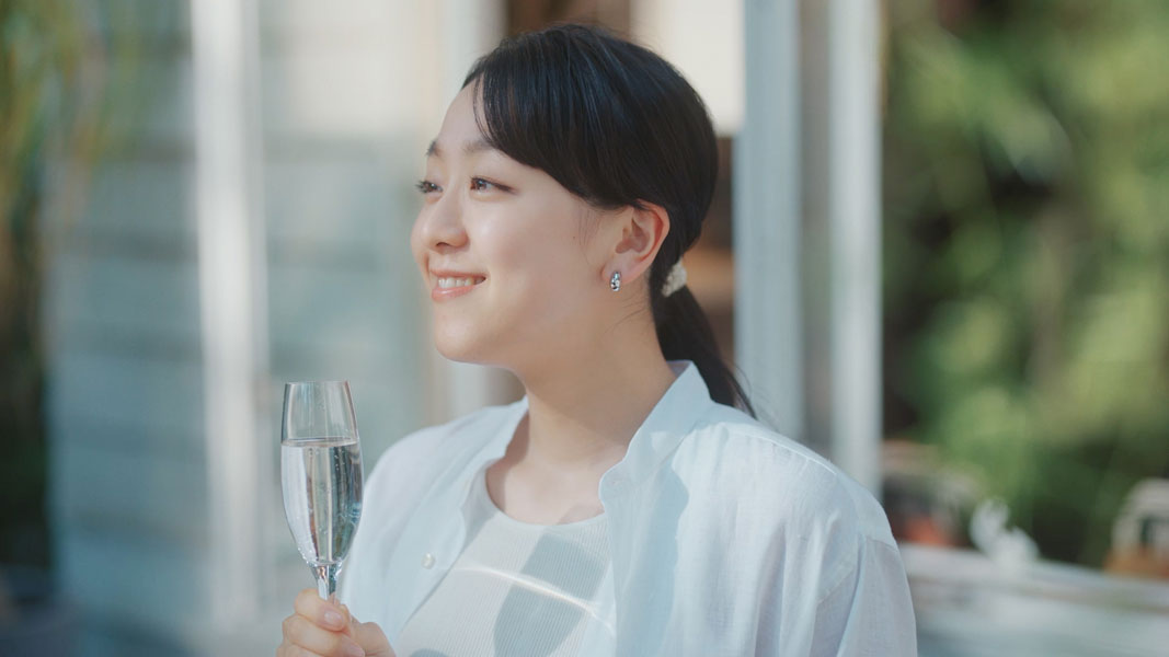 浅田真央さん出演のスパークリング日本酒「澪」の新動画が公開