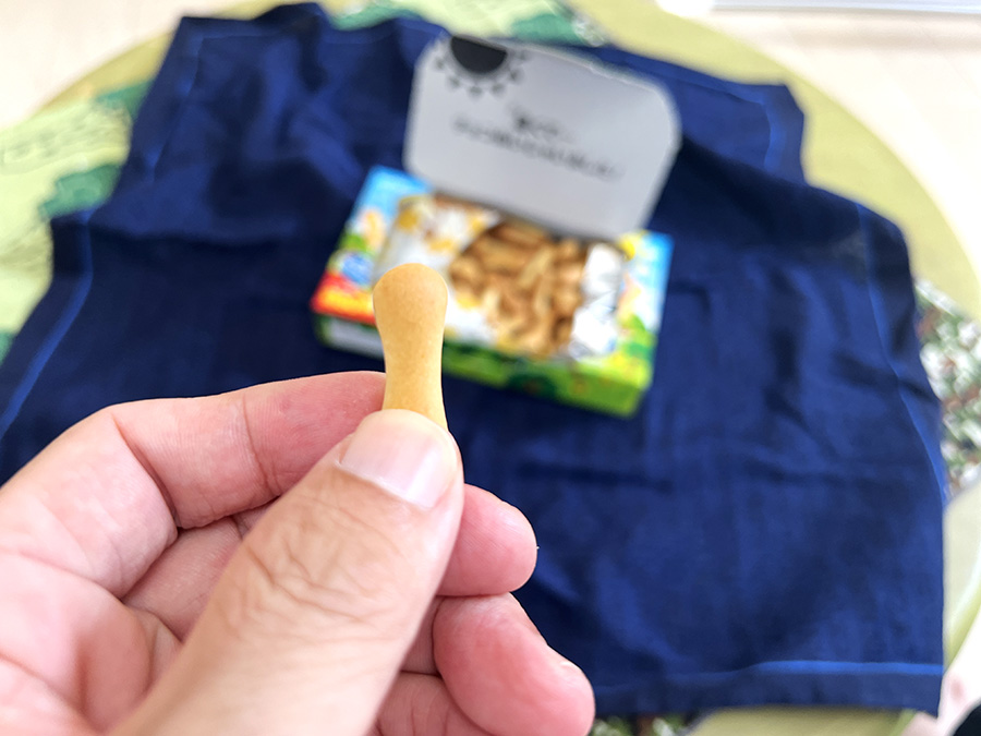 チョコぬいじゃった！きのこの山の軸
