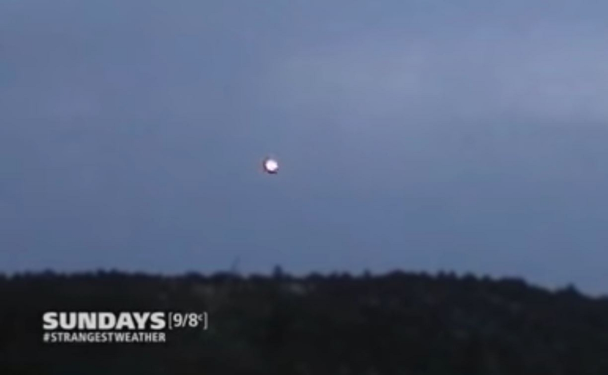 オーブ型UFOは「球電現象」なのか？ しかし説明不可能な謎も…の画像1