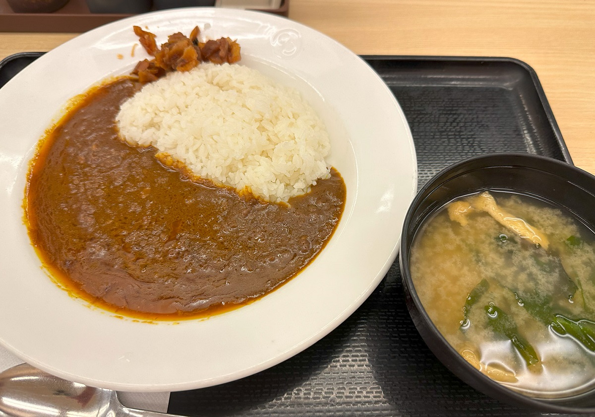 松屋の代名詞・ビーフカレー販売終了の衝撃…リニューアル不評でファン離脱？の画像1