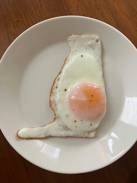 「適当に焼いたら猫になった！」