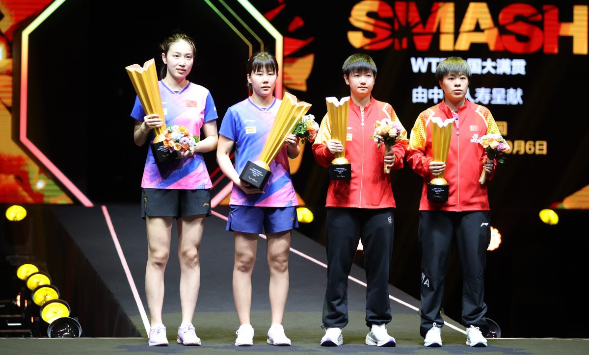 写真:女子ダブルス表彰式/撮影:ラリーズ編集部