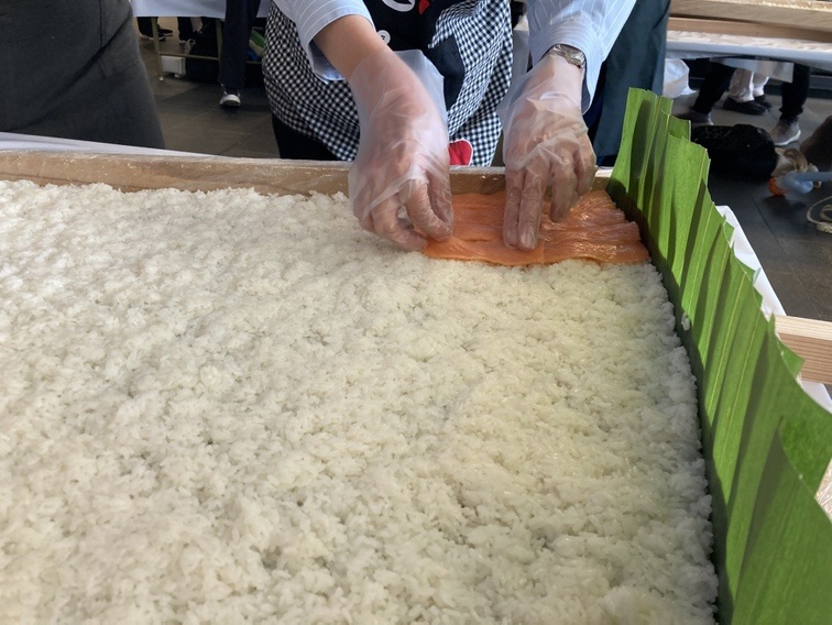マスを並べていくシーンの写真