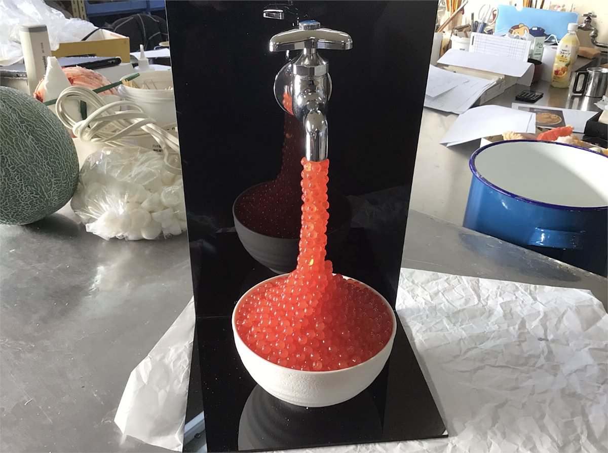 蛇口から無限にイクラが！？　「魔法の蛇口」の正体は食品サンプル