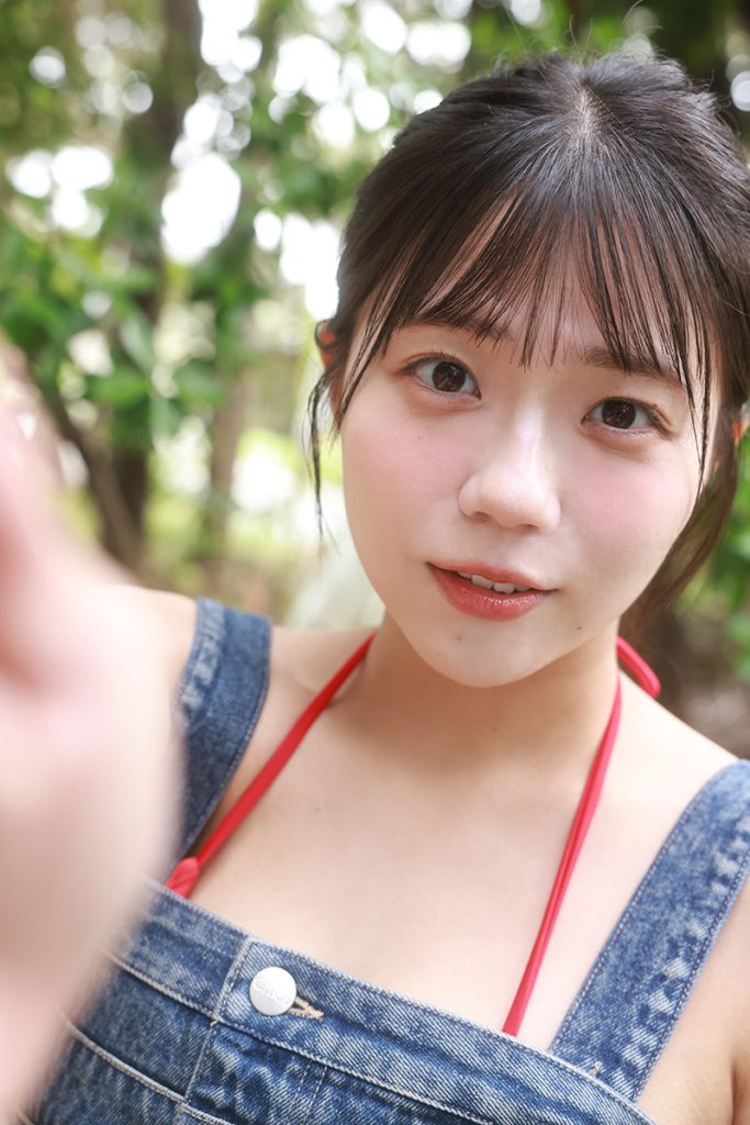 『週刊FLASH』に登場しているSTU48・工藤理子