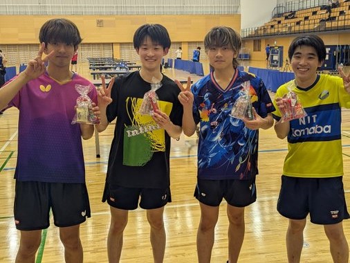 写真：関東第一A/提供：東京同窓卓球大会