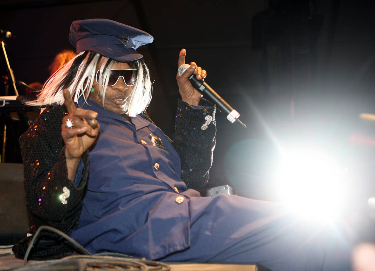 Sly Stone, Apr 18, 2010 : Coachella, CA 4/18/10- Coachella Music and Arts Festival 2010 - Day 3