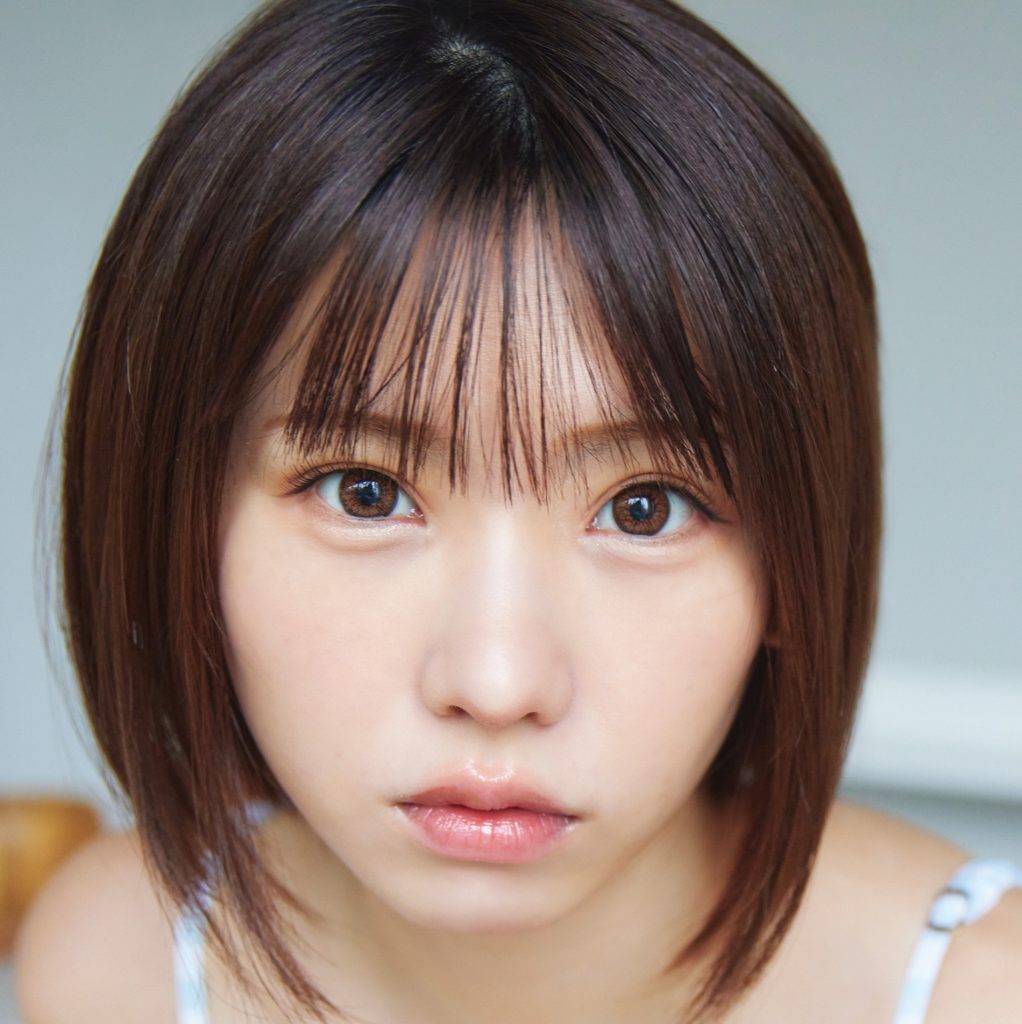 カリスマコスプレイヤーのえなこ
