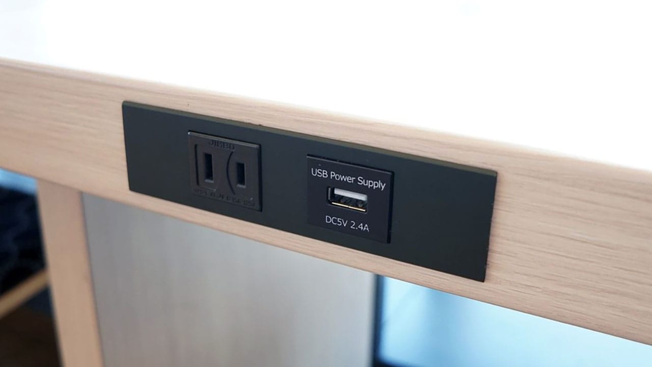 その公共のUSBポート、危険かも!? スマホを守る「USBデータブロッカー」の効果を検証の画像1