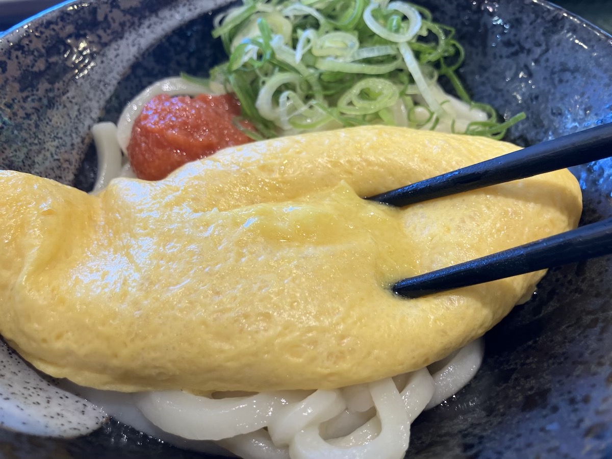 オーダーすると店員ざわつく！　【はなまるうどん】820円「3日間限定うどん」その正体は？の画像3