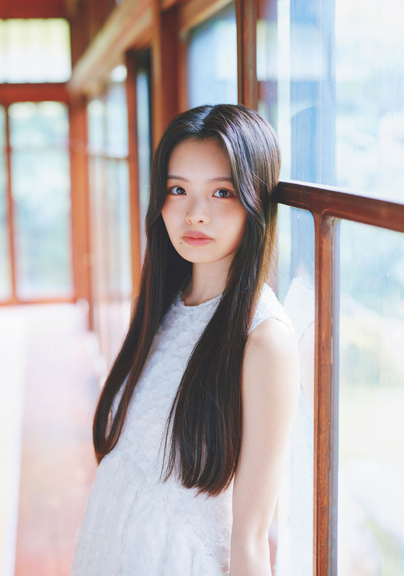 『週刊プレイボーイ48&49号』に登場している櫻坂46・浅井恋乃未